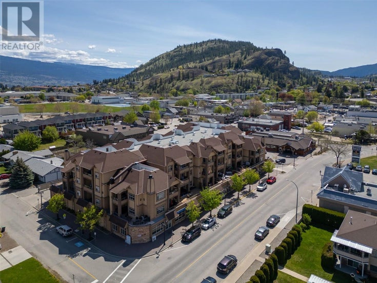 13615 VICTORIA Road Unit# 402 - Summerland Apartment for Sale, 2 Bedrooms (10352389)