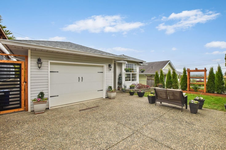 7461 Murray Street - Mission BC Single Family Residence for Sale, 3 Bedrooms (R3058484)