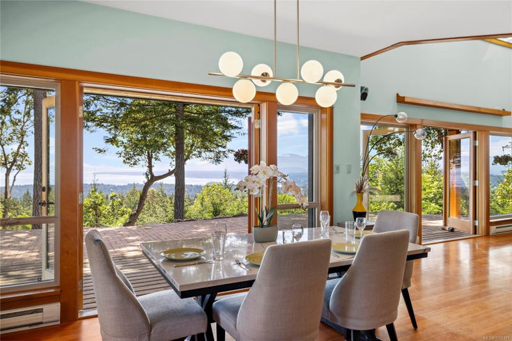 1495 Coats Dr - Isl Gabriola Island Single Family Residence for Sale, 4 Bedrooms (1005311)