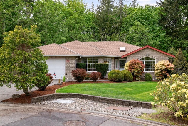 600 Hickory Pl - PQ Qualicum Beach Single Family Residence for Sale, 3 Bedrooms (1006985)