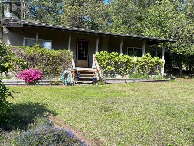 3010 OAK STREET - Texada Island House for Sale, 2 Bedrooms (18781)