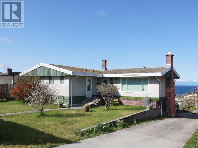 3847 JOYCE AVE - Powell River House for Sale, 4 Bedrooms (18809)