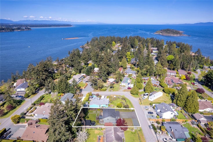 1401 Pilot Way - PQ Nanoose Single Family Residence for Sale, 4 Bedrooms (1002181)