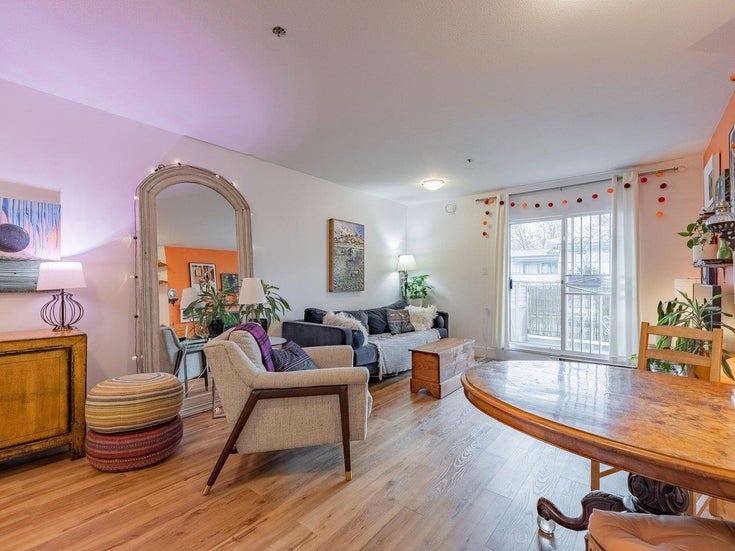 107 2023 Franklin Street - Hastings Apartment/Condo for sale, 2 Bedrooms (R2670558)