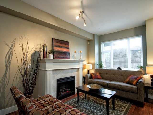205 4458 Albert Street - Vancouver Heights Townhouse for sale, 2 Bedrooms (V1044634)