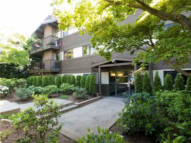 202 325 W 3rd Street - Lower Lonsdale Apartment/Condo for sale, 2 Bedrooms (V829225)