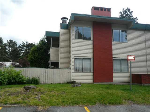 750 Westview Crescent - Upper Lonsdale Apartment/Condo for sale, 2 Bedrooms (V833340)