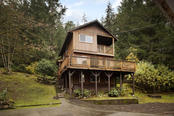 1670 West Shawnigan Lake Rd - ML Shawnigan Single Family Residence, 3 Bedrooms (979775)