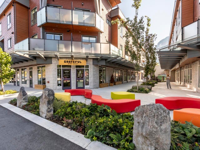 204 - 37842 Third Avenue - Downtown SQ Townhouse for Sale, 3 Bedrooms (R2992171)