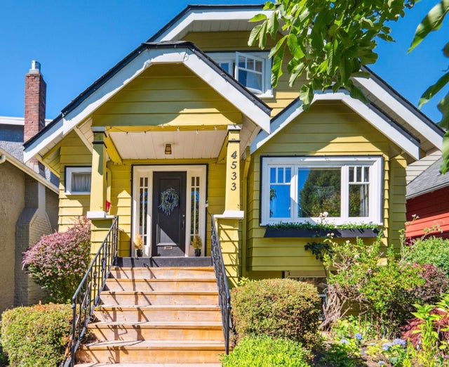 4533 W 8th Avenue - Point Grey Single Family Residence for Sale, 6 Bedrooms (R3032422)