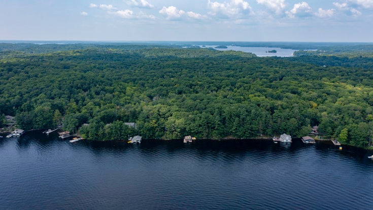 1086 PENNWOOD RD Road, Port Carling, Ontario P0B 1J0 - Muskoka Lakes Recreational, 32 Bedrooms 