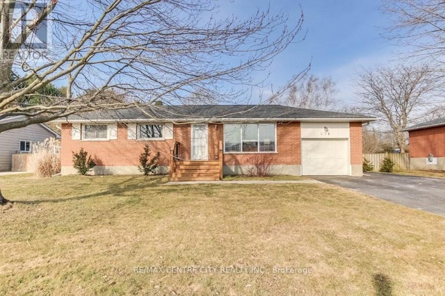 376 LARRY STREET - Central Elgin (port Stanley) House for Sale, 3 Bedrooms (X12020985)