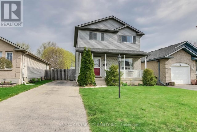 27 COOK CRESCENT - St Thomas House for Sale, 3 Bedrooms (X12115202)