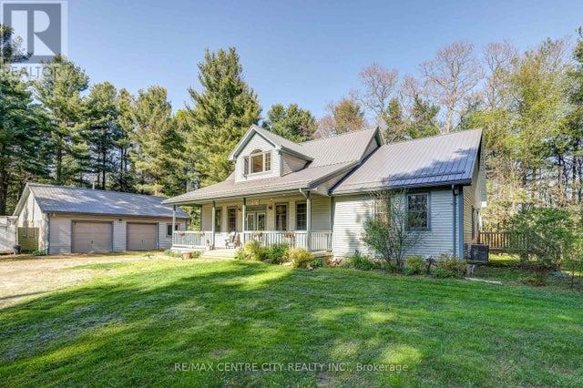 35035 LAKE LINE - Southwold House for Sale, 4 Bedrooms (X12155276)