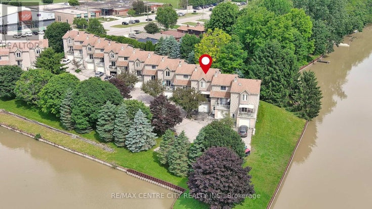 3 - 301 CARLOW ROAD - Central Elgin (port Stanley) Row / Townhouse for Sale, 3 Bedrooms (X12235979)