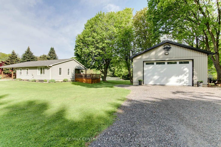 37388 Lake Line - Rural Southwold Detached for Sale, 3 Bedrooms (X12162112)