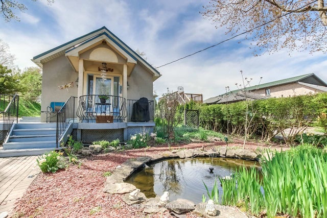 490 Lower Spring Street - Port Stanley Detached for Sale, 2 Bedrooms (X12346826)