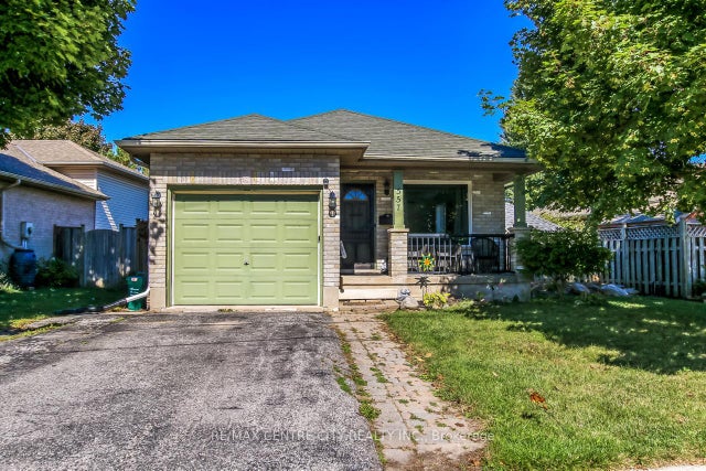 557 Wellington Street - St. Thomas Detached for Sale, 3 Bedrooms (X12434769)