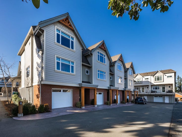 7 180 W First Ave - PQ Qualicum Beach Townhouse, 2 Bedrooms (950882)