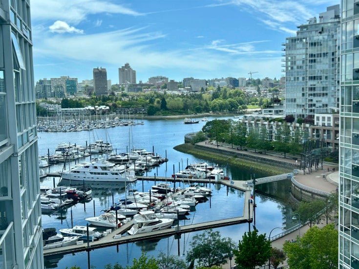 1106 1077 MARINASIDE CRESCENT - Yaletown Apartment/Condo for sale, 2 Bedrooms (R2942067)