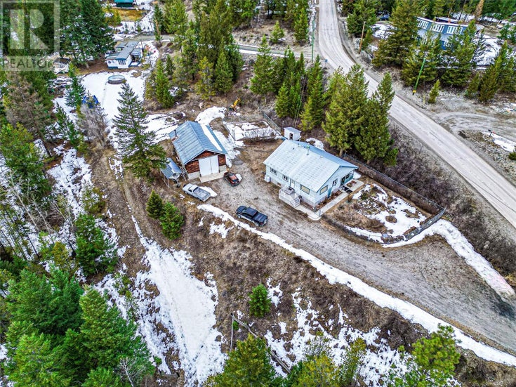 3705 KAHN Road - Cranbrook Manufactured Home for Sale, 4 Bedrooms (10338474)