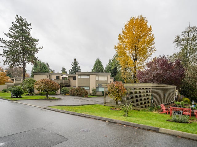 1295 Plateau Drive - Pemberton Heights Apartment/Condo for sale, 2 Bedrooms (R2544527)