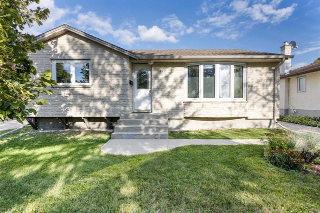 429 Golf Boulevard - Winnipeg House for sale, 3 Bedrooms (202421790)