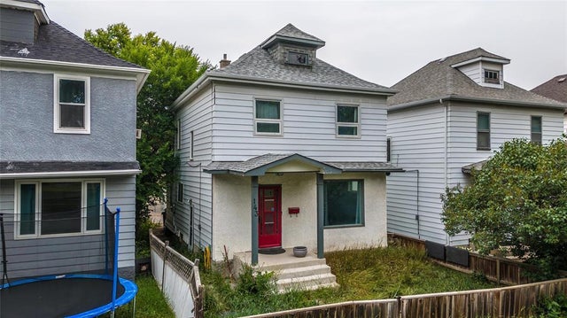 143 Enfield Crescent - Winnipeg House for Sale, 3 Bedrooms (202517399)