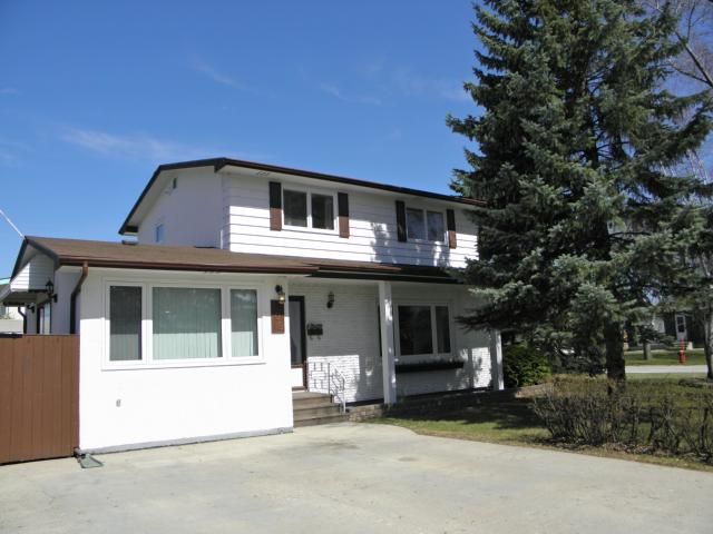  103 Rogan Drive  - Winnipeg HOUSE, 3 Bedrooms (1206946)