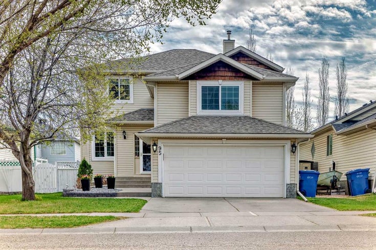 95 West Lakeview Passage  - Lakeview Landing Detached for Sale, 3 Bedrooms (A2218126)