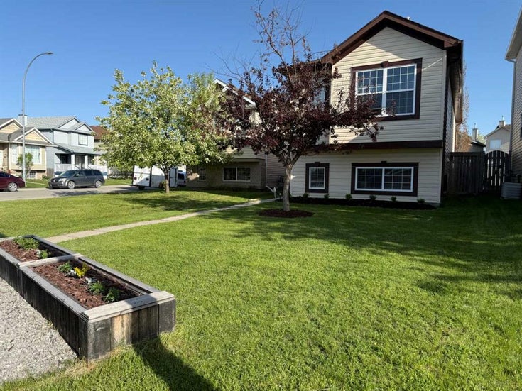 105 Cimarron Grove Road  - Cimarron Grove Detached for Sale, 3 Bedrooms (A2227400)