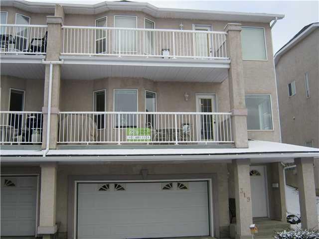 319 Sierra Morena Green Sw - Signal Hill Row/Townhouse, 3 Bedrooms (C3552587)