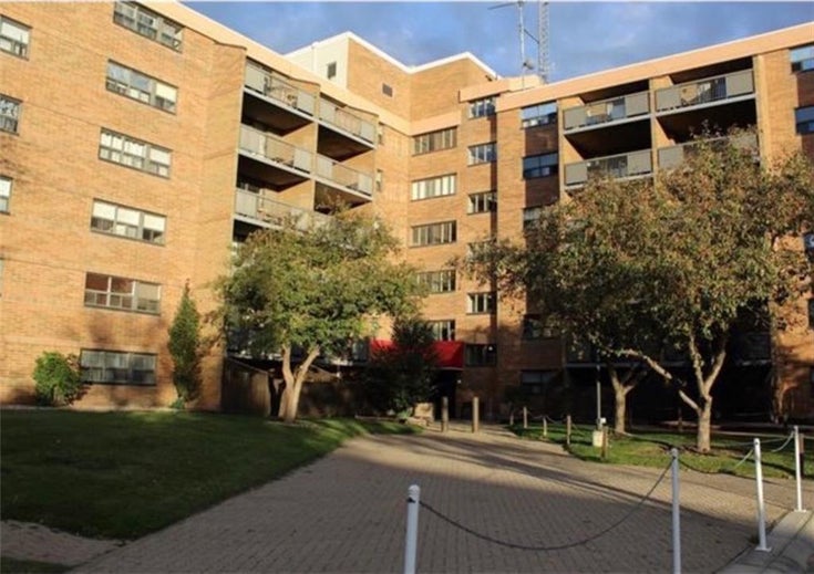 30 Mchugh Court Ne Unit#215 - Mayland Heights Condominium Apartment, 1 Bedroom (C4243122)