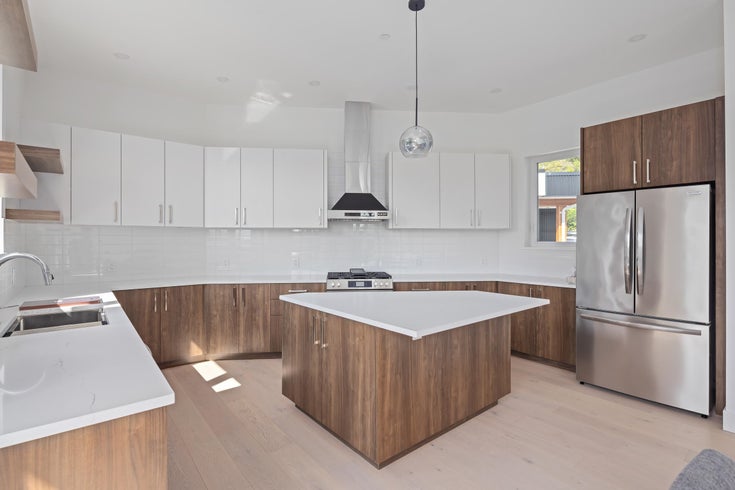 37 - 3385 Mamquam Road - University Highlands Single Family Residence for Sale, 6 Bedrooms (R3012395)