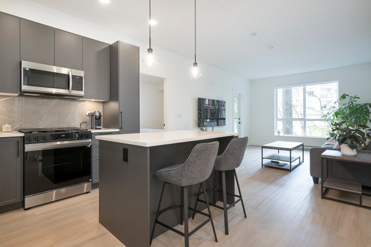 216 - 3480 146a Street - King George Corridor Apartment/Condo, 2 Bedrooms (R2988399)