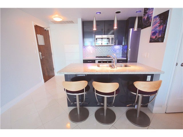 # 401 172 VICTORY SHIP WY - Lower Lonsdale Apartment/Condo for sale, 1 Bedroom (V1121631) #1