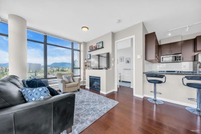 1801 4250 DAWSON STREET - Brentwood Park Apartment/Condo for sale, 2 Bedrooms (R2683444)