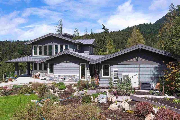 1660 EVERGREEN LANE - Bowen Island House/Single Family, 4 Bedrooms (R2024542)