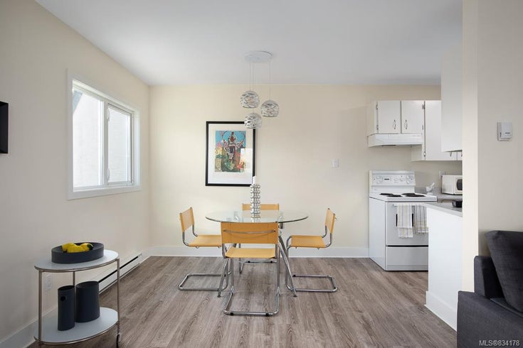 413 - 909 Pembroke St - Vi Central Park Condo Apartment(834178)