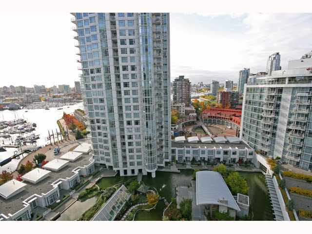 1707 198 Aquarius Mews - Yaletown Apartment/Condo, 2 Bedrooms (V793149)