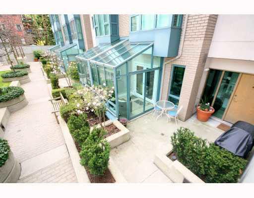 211 1238 Melville Street - Coal Harbour Apartment/Condo, 1 Bedroom (V703571)