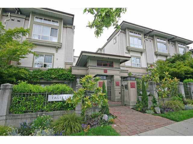 30 2375 W Broadway - Kitsilano Townhouse, 2 Bedrooms (V834617)