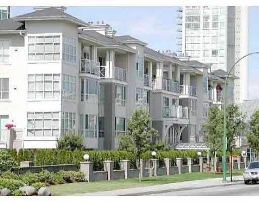 404 155 E 3rd Street - Lower Lonsdale Apartment/Condo, 2 Bedrooms (V610957)