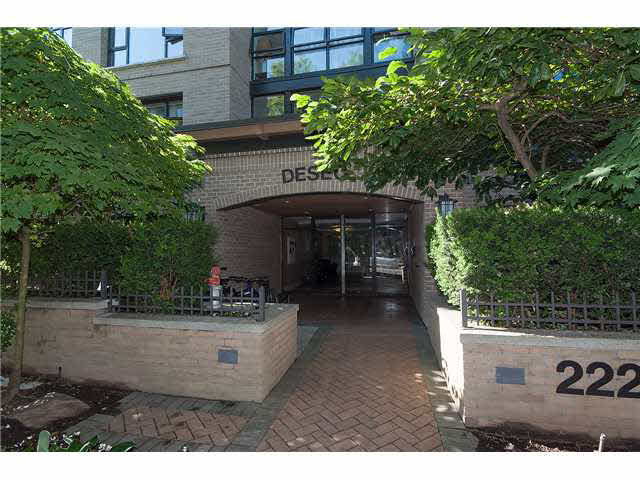 307 2226 W 12th Avenue - Kitsilano Apartment/Condo, 1 Bedroom (V1133034)