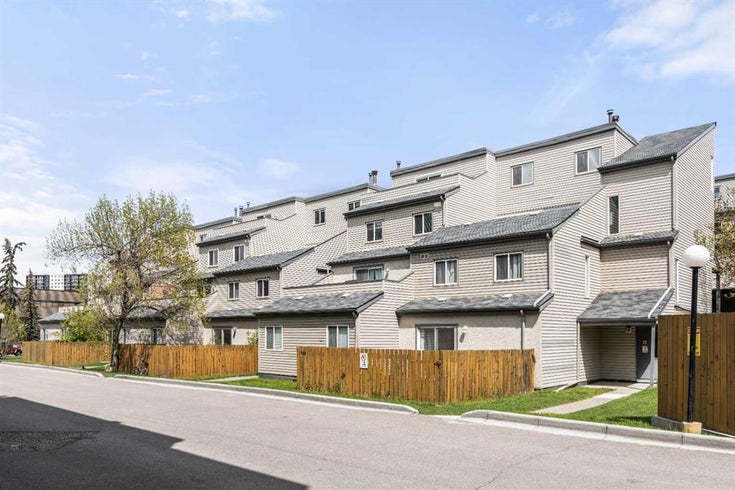 807, 1540 29 Street NW - St Andrews Heights Apartment for Sale, 3 Bedrooms (A2223978)