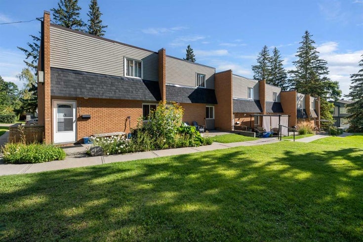 4409 33 Avenue SW - Glenbrook Row/Townhouse for Sale, 3 Bedrooms (A2251505)