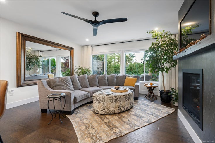 6073 Pleasant Valley Way - Na Pleasant Valley Townhouse for Sale, 2 Bedrooms (1013708)