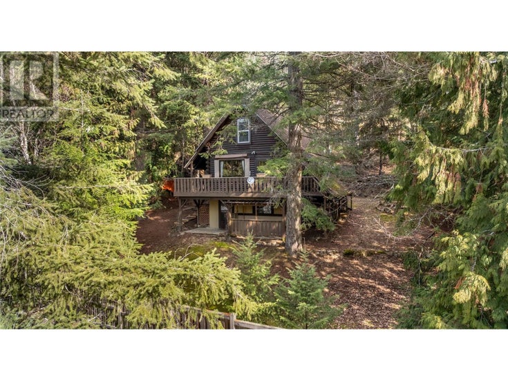 16253 SELKIRK Road - Crawford Bay House for Sale, 2 Bedrooms (10339909)