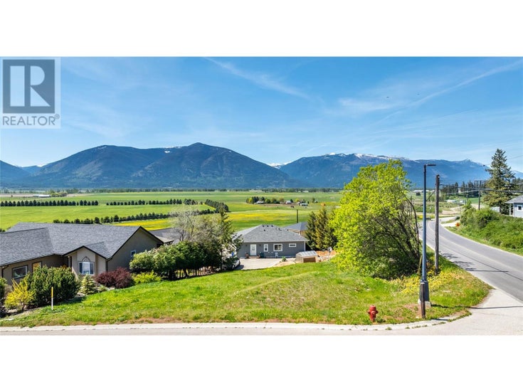 1031 SELKIRK Drive - Creston Other for Sale(10346023)
