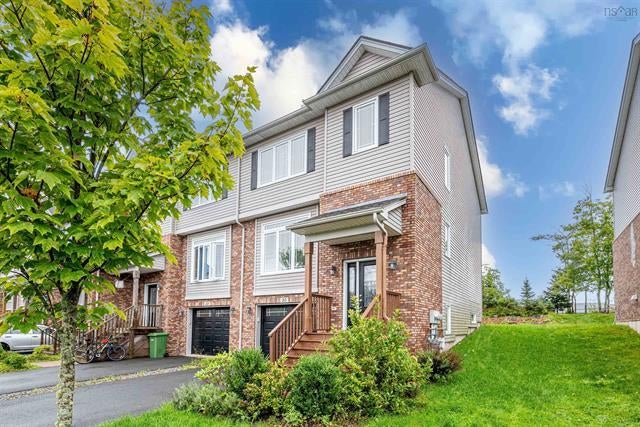 30 Armenia Drive - Bedford TWNHS for sale(202319729)